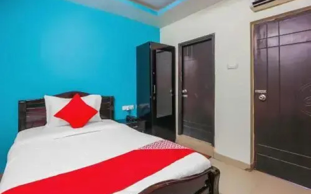 OYO 23237 Aishwarya Grand