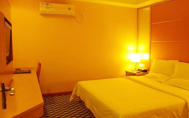 Hong Bao Fashion Hotel(Changan Vanke Wanda)(鸿宝时尚酒店(长安万科万达店))
