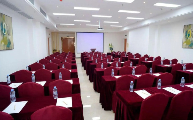 Mengya International Hotel (Dongguan Liaobu Basketball Center)