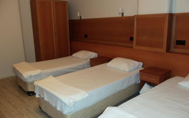Ferah Hotel Гебзе комната для гостей
