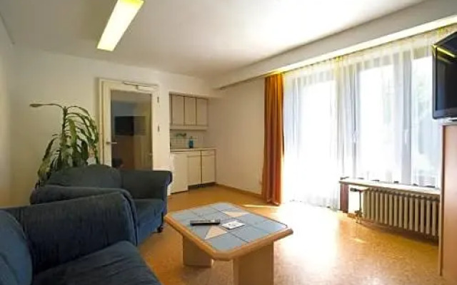 Euro Inn - Hotel