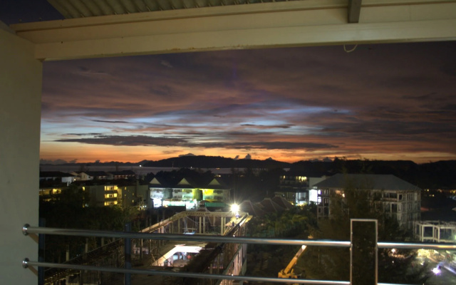 Baan Bandalay Hotel