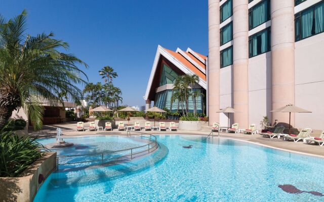 Отель Pullman Khon Kaen Raja Orchid Таиланд, Кхонкэн - отзывы, цены и фото номеров - забронировать отель Pullman Khon Kaen Raja Orchid онлайн вид на фасад
