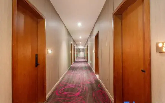 WG ELEGANT HOTEL(Zhangjiagang Jiyang Lake Branch)