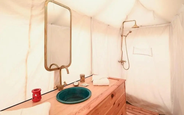 Emeraude Camp Agafy