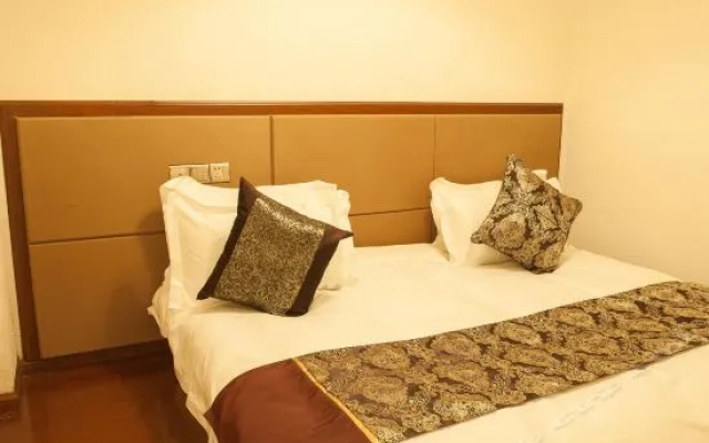 Lake View Hotel