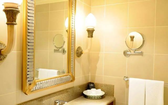 Peermont D'oreale Grande at Emperors Palace