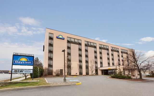 Отель Days Inn Ottawa West Канада, Оттава - отзывы, цены и фото номеров - забронировать отель Days Inn Ottawa West онлайн вид на фасад
