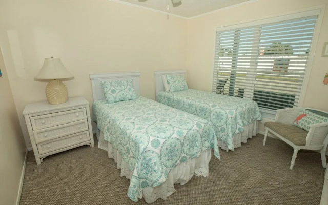 Sandpiper Cove 1082 2 Bedroom Condo by RedAwning
