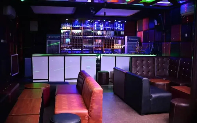 Royality Hill Apartment and Suites