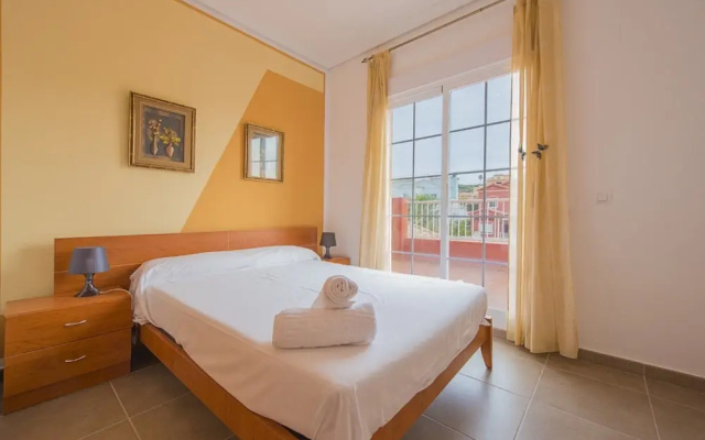 Bungalow - 4 Bedrooms with Pool - 104994