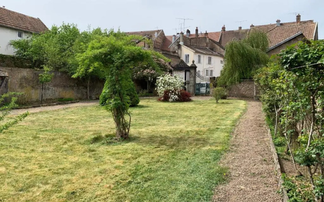 Les Jardins d'Élise, calme et verdure à Lure