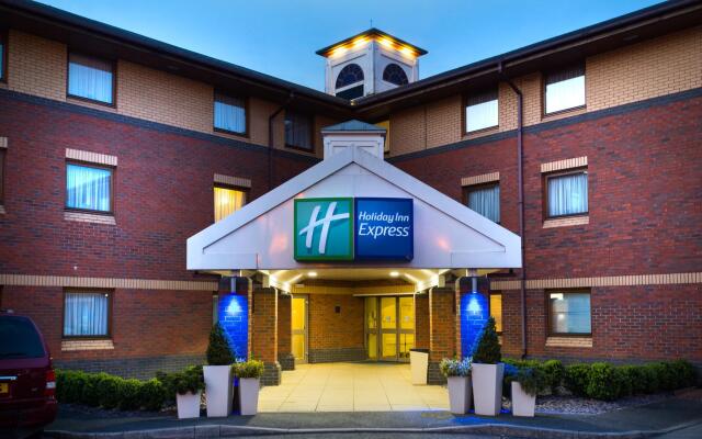 Отель Holiday Inn Express Exeter M5, Jct 29 вид на фасад