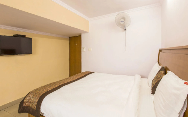 OYO 15515 Hotel Landmark Inn