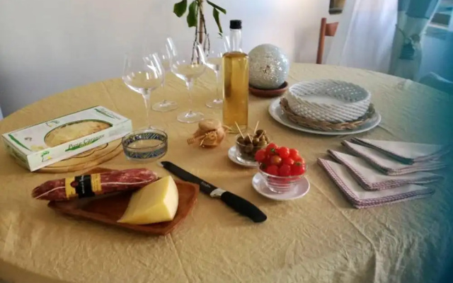 Apartment With 2 Bedrooms in Quartu Sant'elena, With Furnished Garden