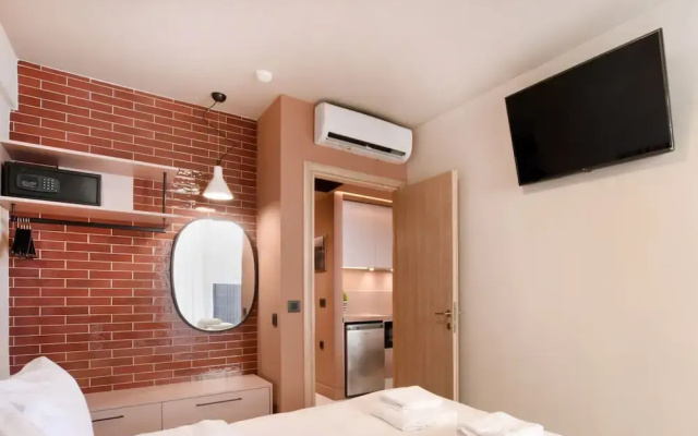 Pavo Art Hotel