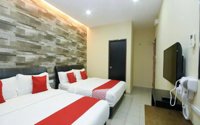 Hotel O Ys Inn