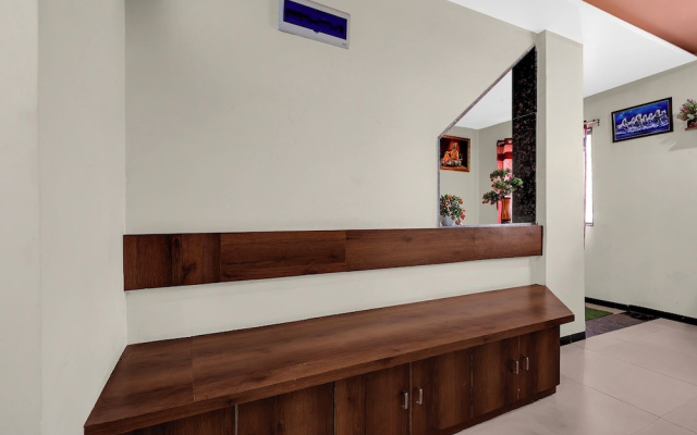 Fabhotel Aditya Lodging