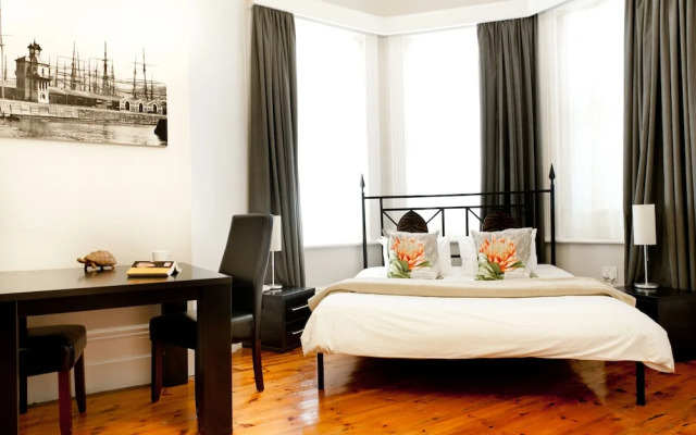 Ashanti Guest House Gardens - Hostel