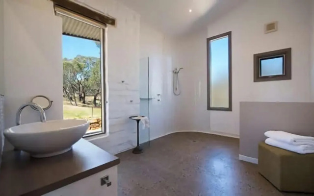 Lithia Guest House