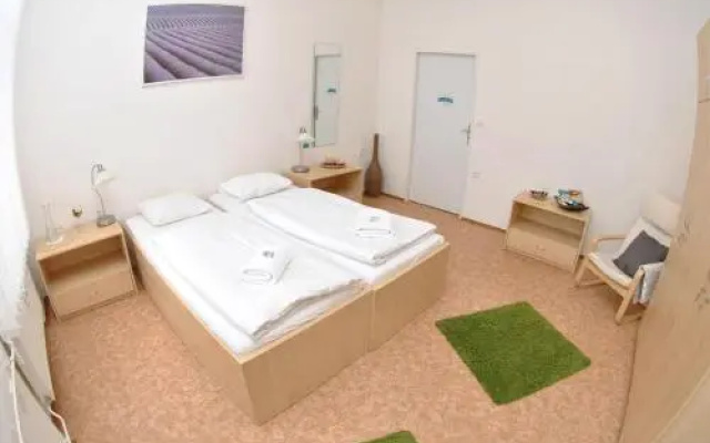 7 NIGHTS Apartments Dominikánské námestí