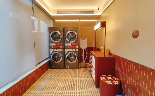 Ni Hao Hotel (Taiyuan South Station)