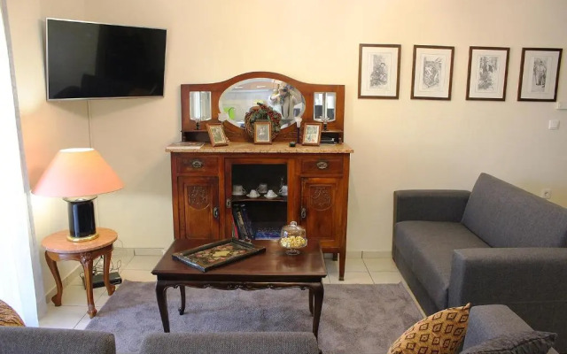 Alkinoos Apt -Inspiring Living in Meteora -3BD