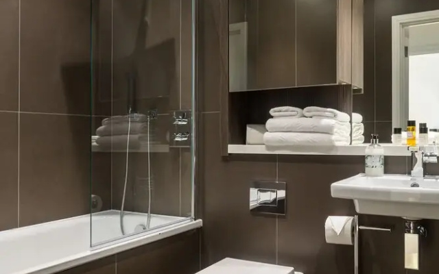 Spacious and Modern Apartments Heathrow
