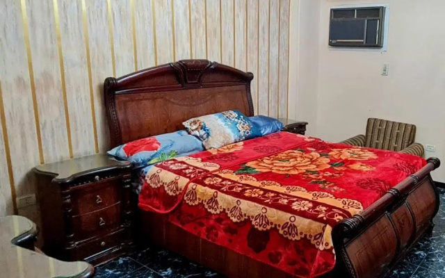 Comfy 3 Bedrooms Apartment in Cairo Z1