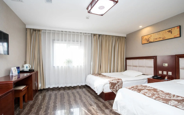 Beijing Gulou Nanluoguxiang Hotel