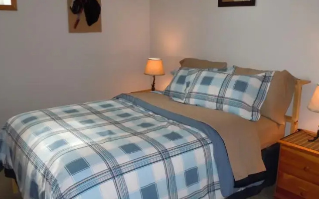 Krusi Retreat Bed & Breakfast Vacation Home