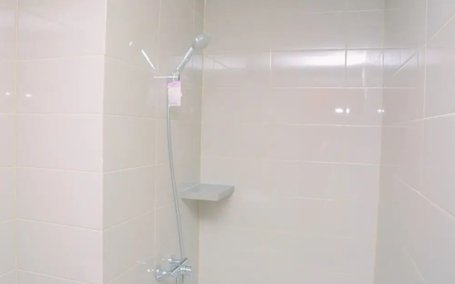 Modern 3BR Apartment at Springhill Terrace Residence