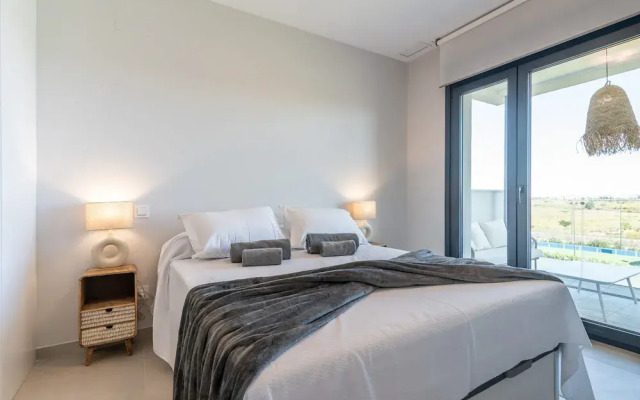 Beachfront and Family Apartment
