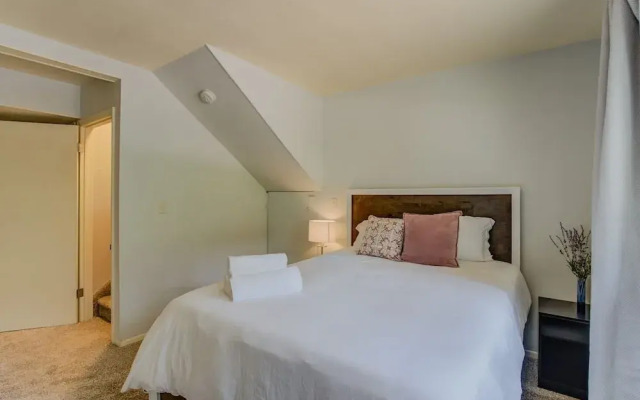 4BR Mountain Getaway Pikes Peak, Dog-friendly!