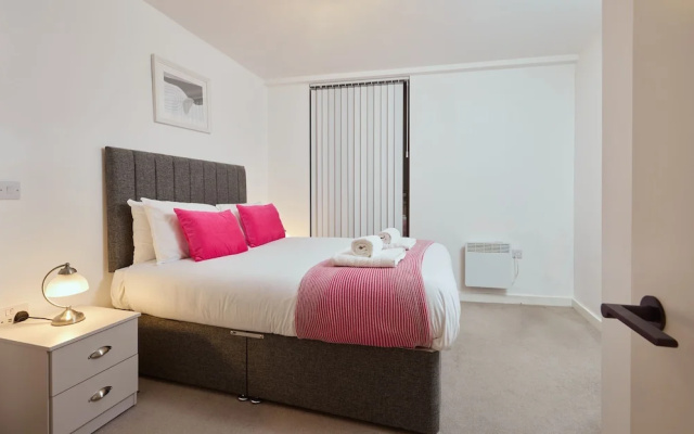Chic Two-bedroom Haven