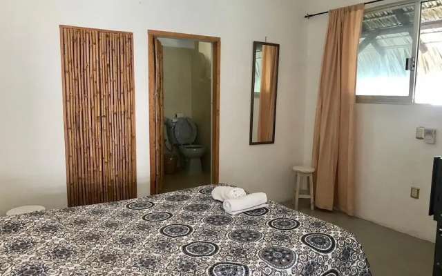 Nomad Beach House - Hostel