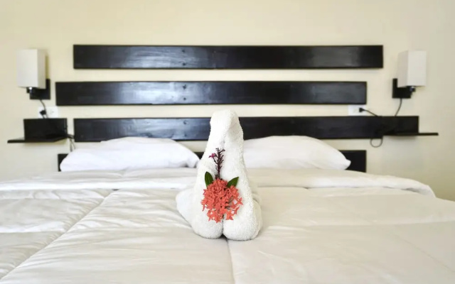 Lunas View Hotel and Restaurant