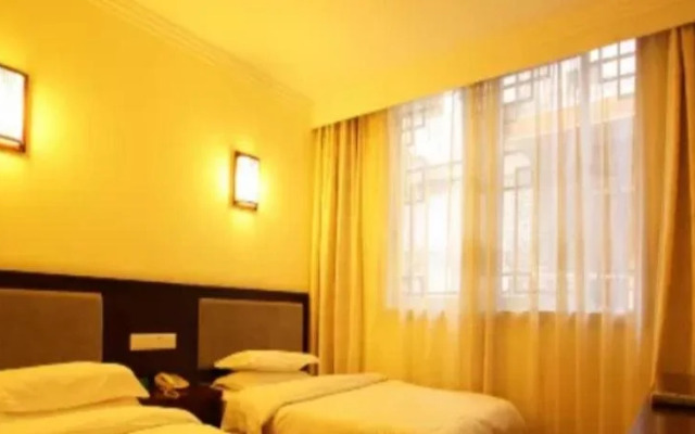 Yangshuo Imperial City Hotel