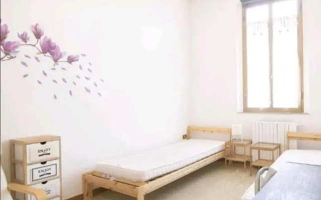 2 bedrooms apartment near metro M1 Marelli 17min from Duomo
