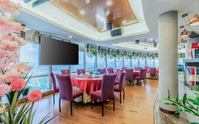 Venus Royal Hotel
