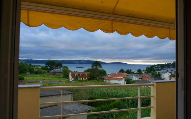 Casa Con Piscina en Perbes