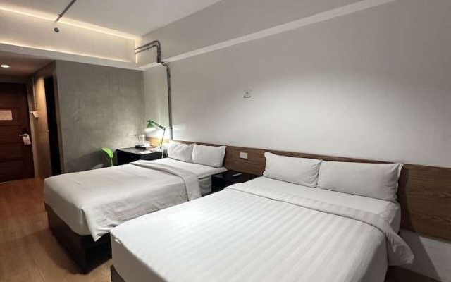 Travelbee Seaside Inn