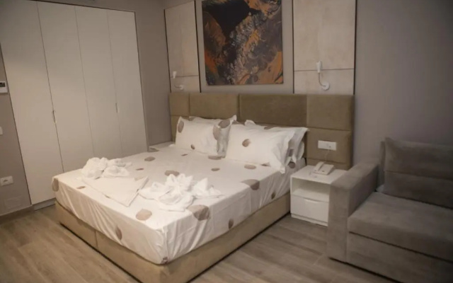 Hotel Qeparo