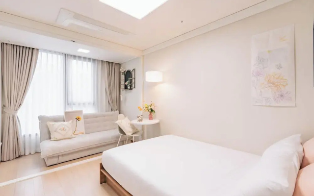 CentralViewSuite Residence Myeongdong