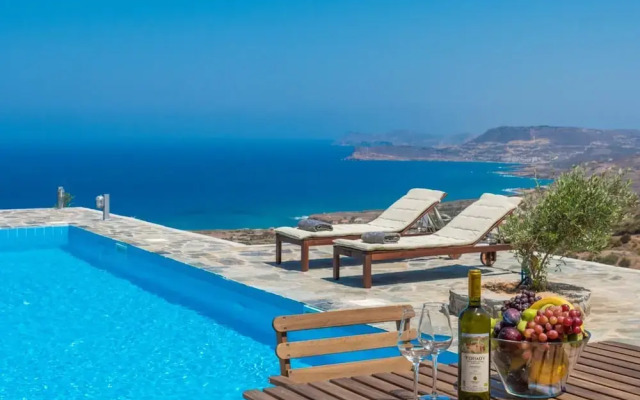 Villa Isidora - Stunning Stylish 3-bedroom Villa
