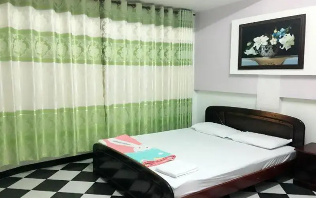 Hoang Nam Hotel by ZUZU