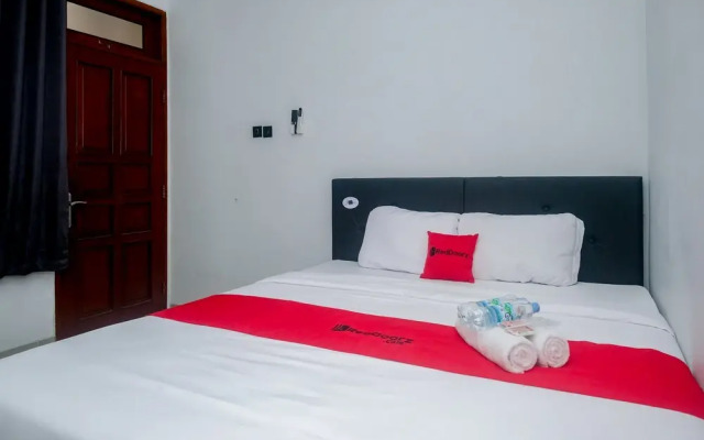 RedDoorz Near Upn 3 Seturan Yogyakarta