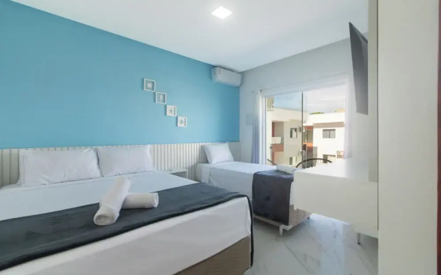 Stay With Pool Just Minutes From the Beach - CCR
