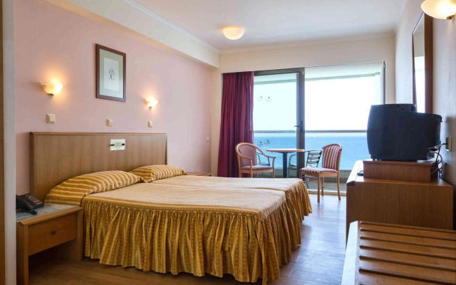 Blue Sky City Beach Hotel