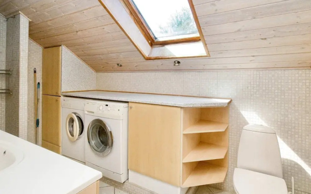 6 Person Holiday Home in Skibby